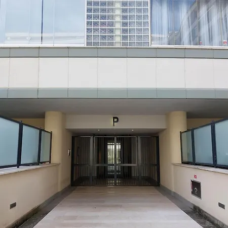 Claudias Flat By Domusdimore アパート *