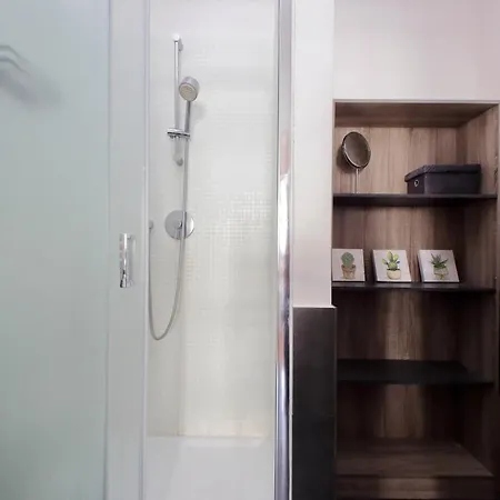 アパート Claudias Flat By Domusdimore *