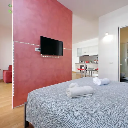 Claudias Flat By Domusdimore