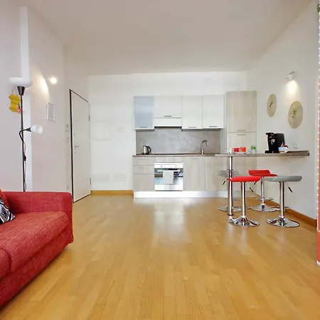 Claudias Flat * Rome