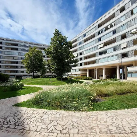 Claudias Flat Apartment