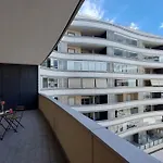 Claudias Flat By Domusdimore Apartmán
